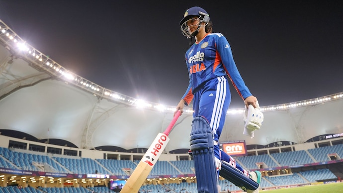 India Women vs Hong Kong Women: भारत की 137 रन से धमाकेदार जीत, स्मृति मंधाना ने रचा इतिहास
